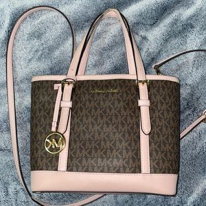 MK PURSE